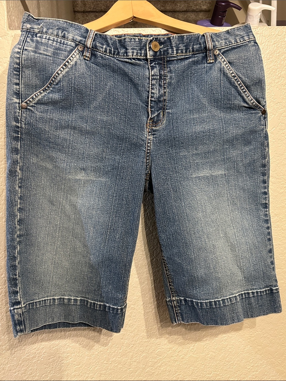 Calvin Klein Jeans Y2K 90s Long Shorts